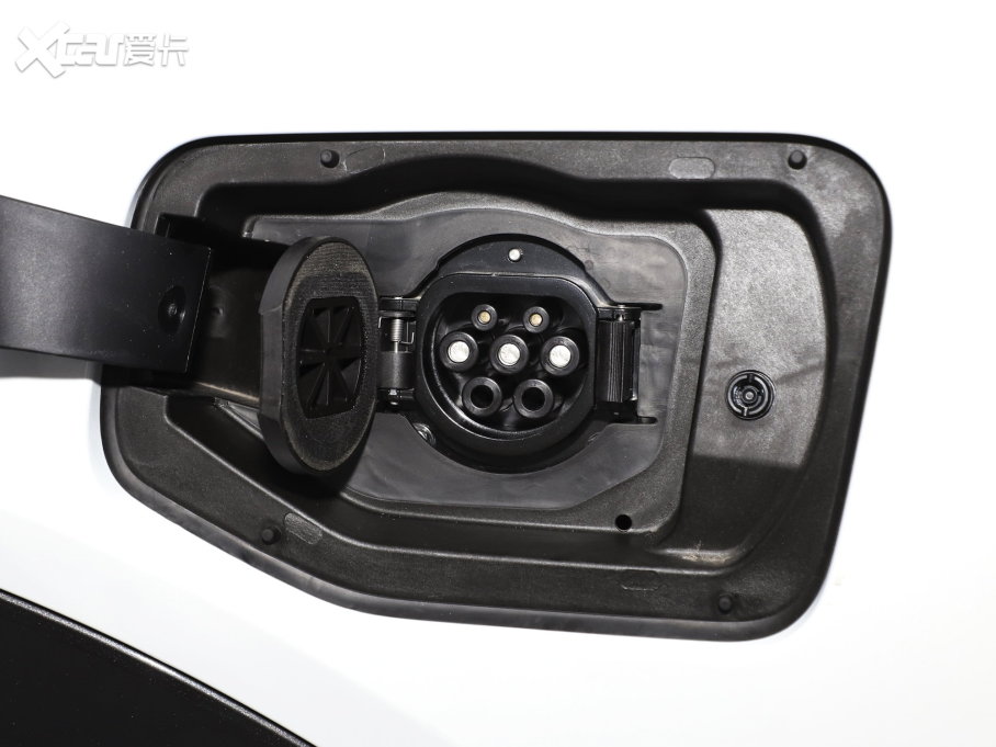 2023����߸U ��߸U-�� 400 U��� �����F�