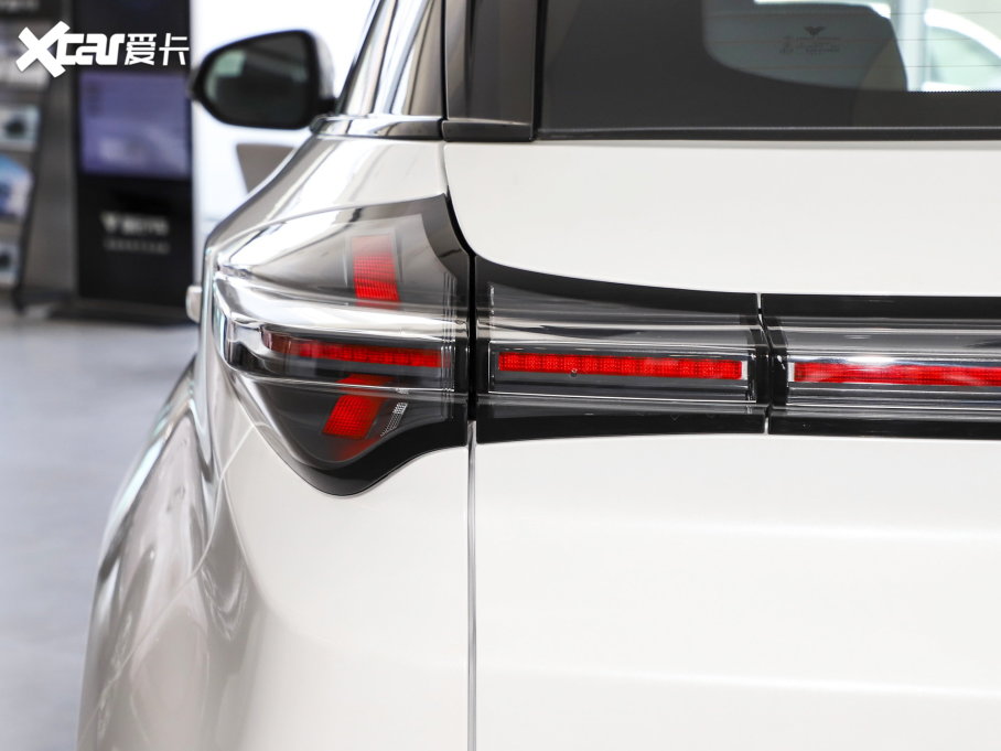 2023����߸U ��߸U-�� 400 U��� �����F�