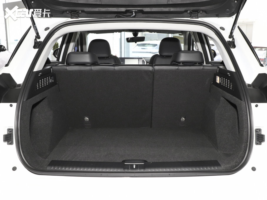 2023߸U ߸U- 400 U F