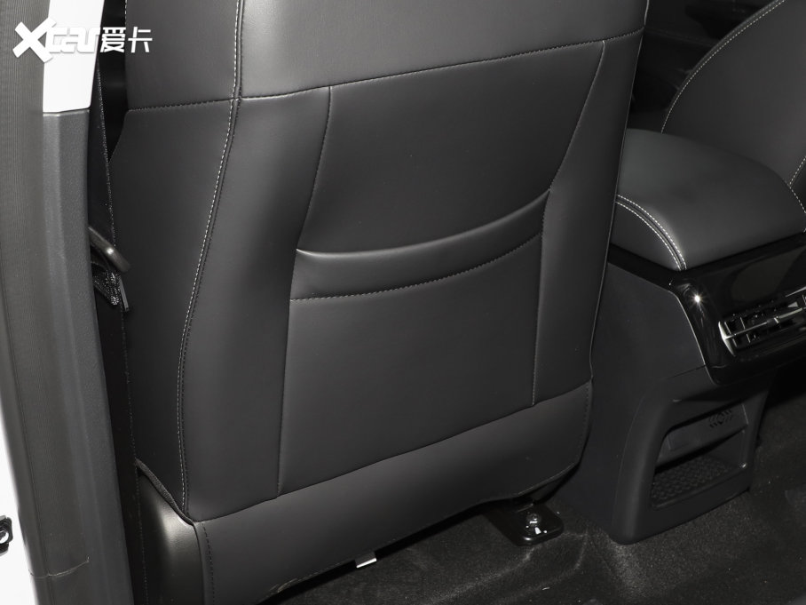 2023߸U ߸U- 400 U F