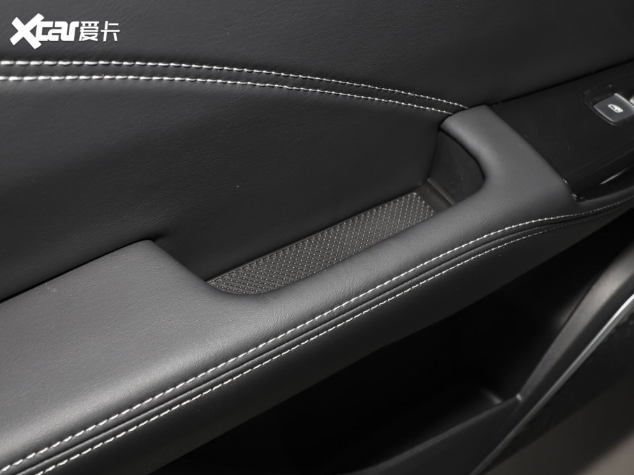 2023߸U ߸U- 400 U F