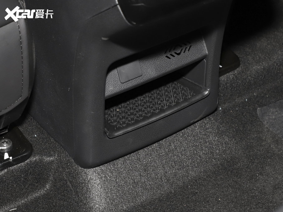 2023߸U ߸U- 400 U F