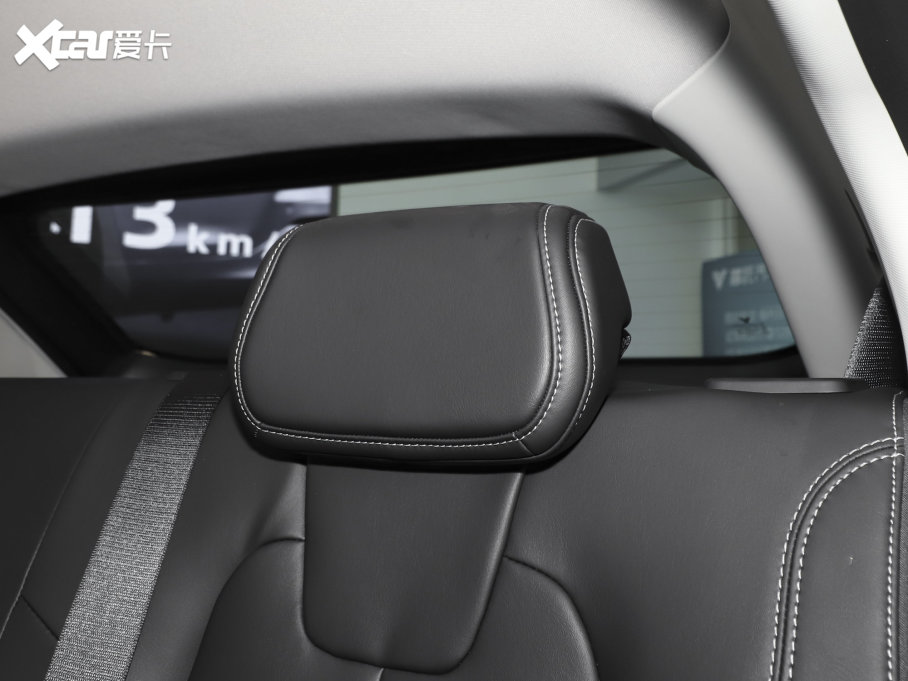 2023߸U ߸U- 400 U F