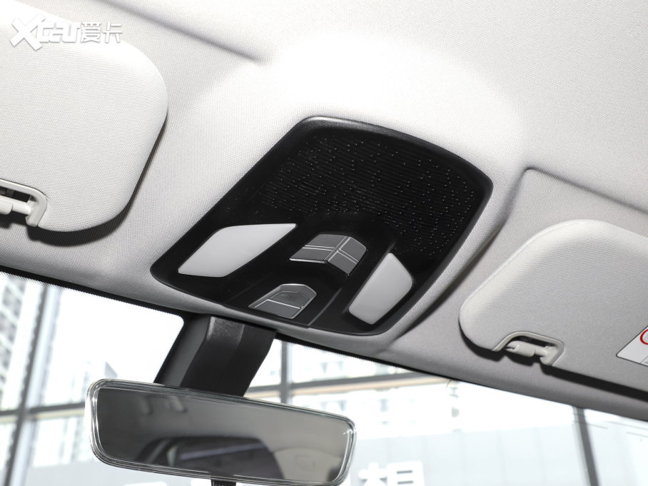 2023߸U ߸U- 400 U F