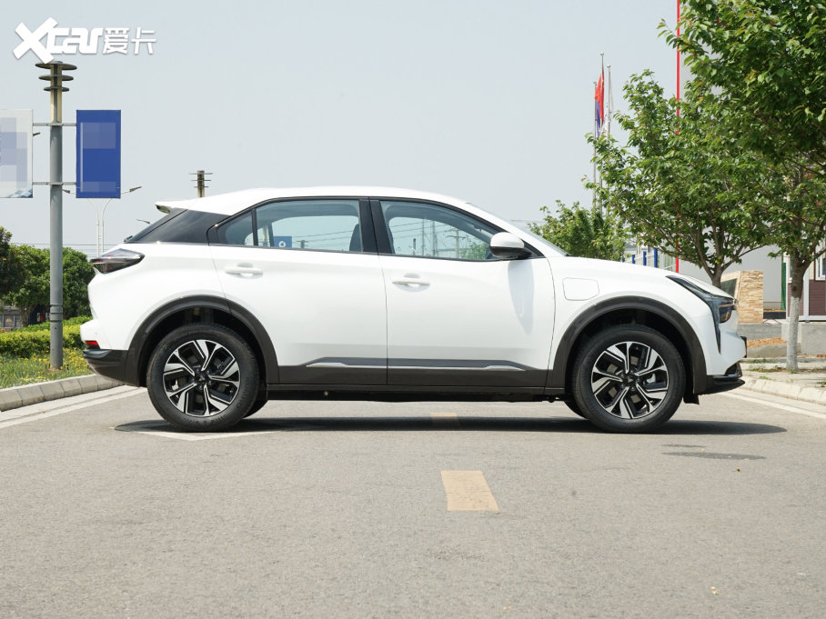 2023߸U ߸U- 400 U Ԫ