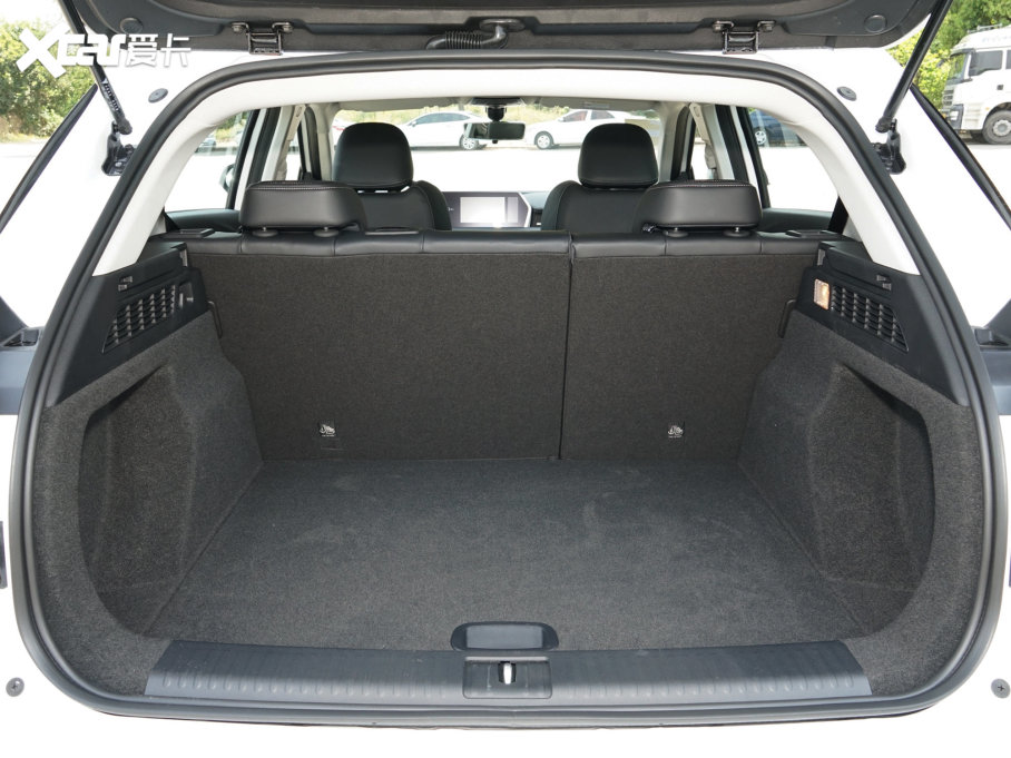 2023߸U ߸U- 400 U Ԫ