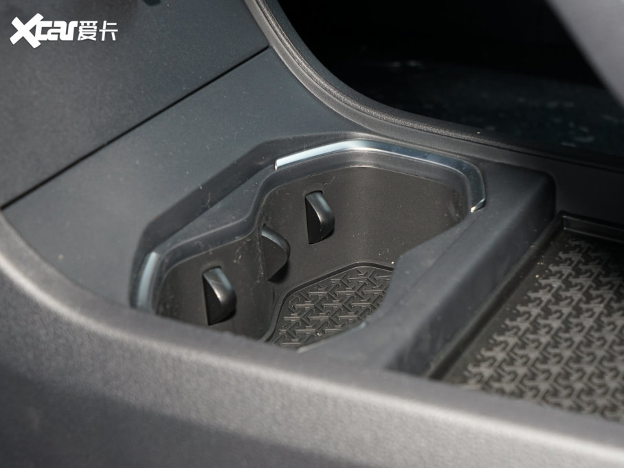 2023����߸U ��߸U-�� 400 U��� ��Ԫ�