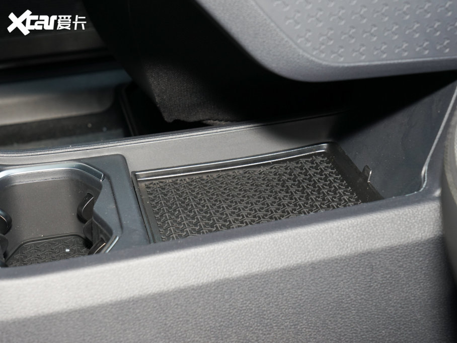 2023����߸U ��߸U-�� 400 U��� ��Ԫ�