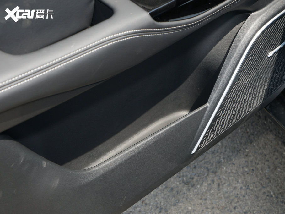 2023߸U ߸U- 400 U Ԫ