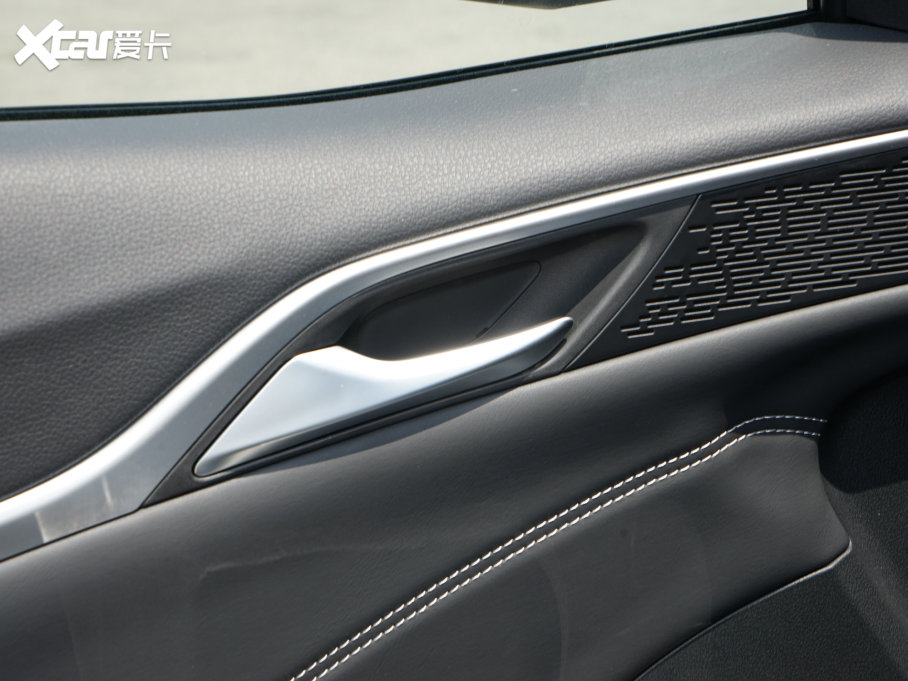 2023߸U ߸U- 400 U Ԫ