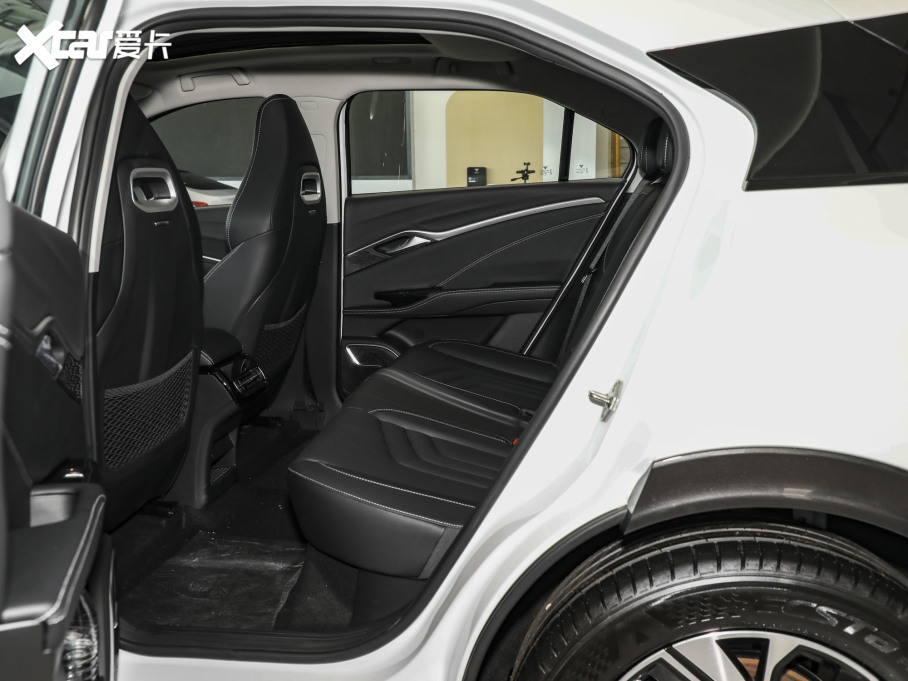 2023߸U ߸U- (zhn) 400 Lite Ԫ