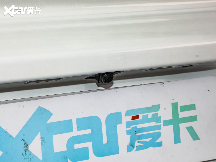 2023߸U ߸U-  500 U F