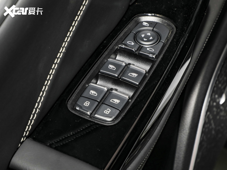 2023߸U ߸U- (zhn) 500 U F