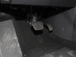 2023߸U- 400 U F п؅^