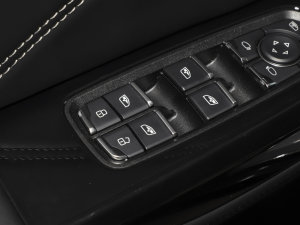 2023߸U- 400 U F п؅^