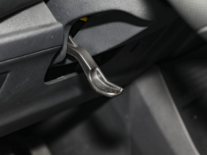 2023߸U-  400 Lite Ԫ п؅^