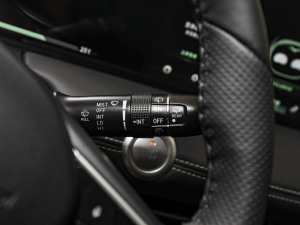 2023߸U-  400 Lite Ԫ п؅^