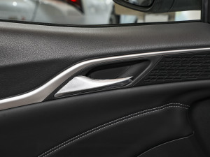 2023߸U- (zhn) 400 Lite Ԫ п؅^(q)