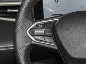 2023߸U-  400 Ԫ п؅^