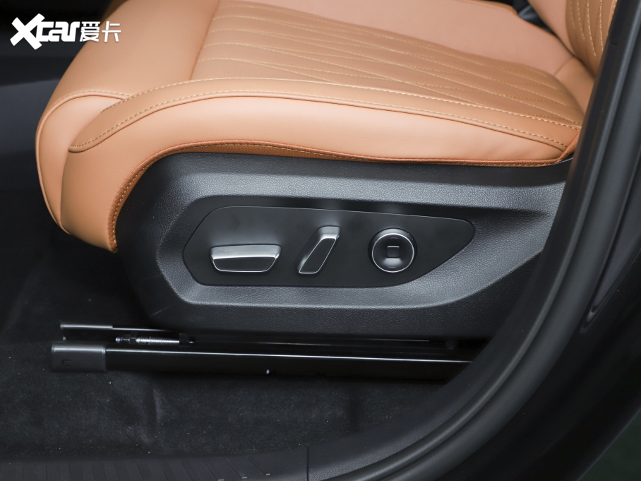 2024����߸L 310 �W��PRO��