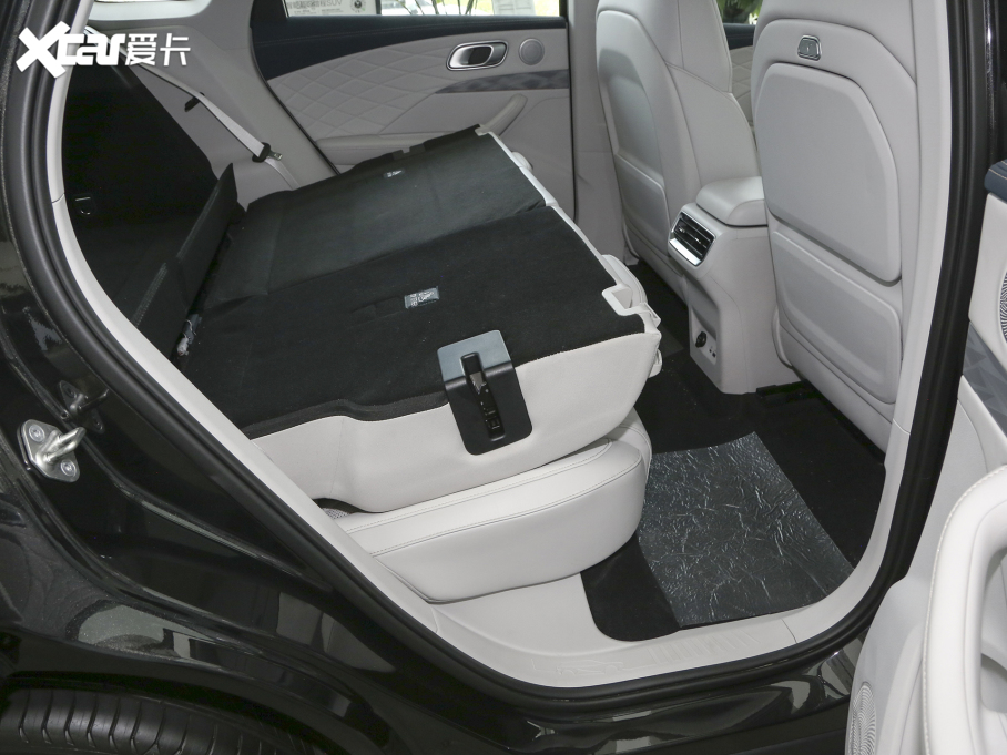 2024����߸L 220 �W���