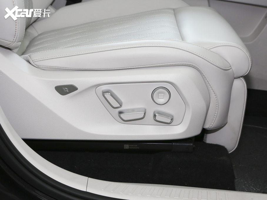 2024����߸L 220 �W���