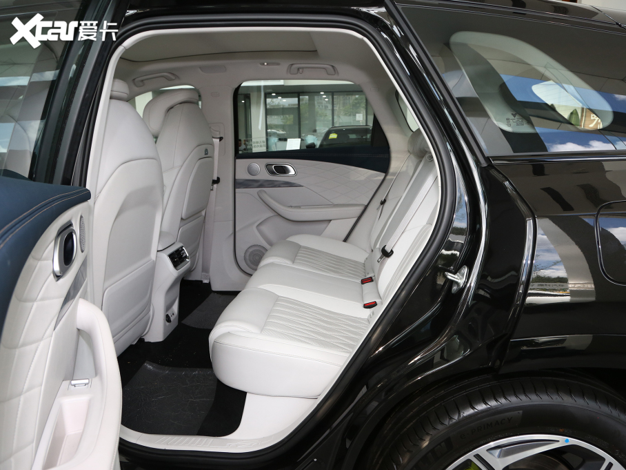 2024����߸L 220 �W���