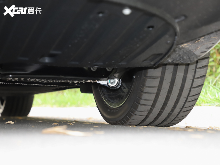 2024߸SCb 640 AWD Max