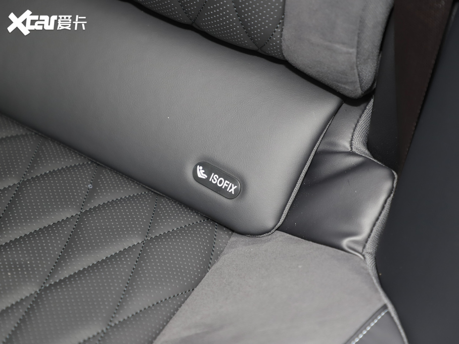 2024����߸S�C�b ���640 AWD Max��