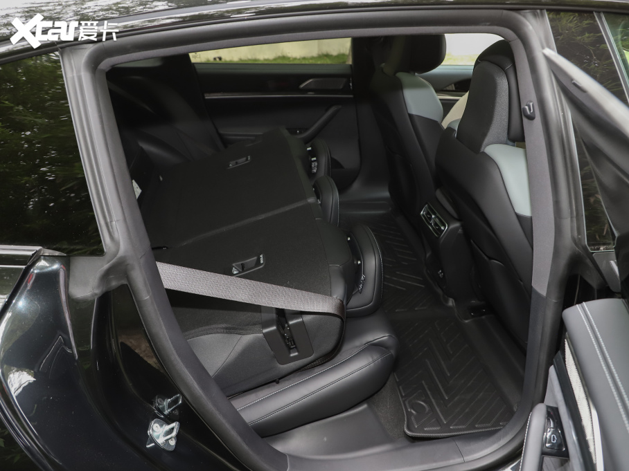 2024߸SCb 640 AWD Max