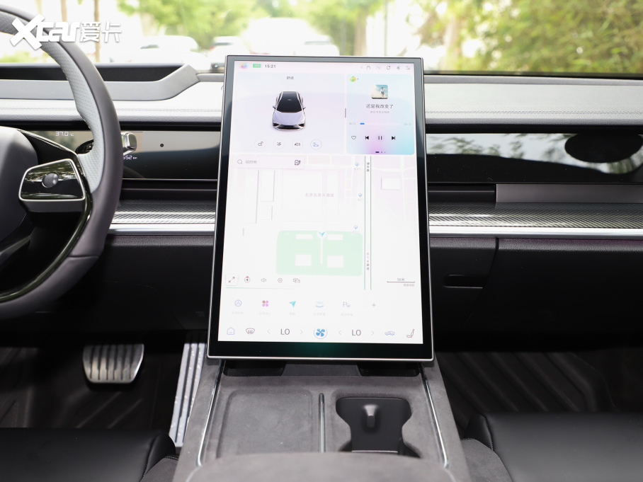 2024߸SCb 640 AWD Max