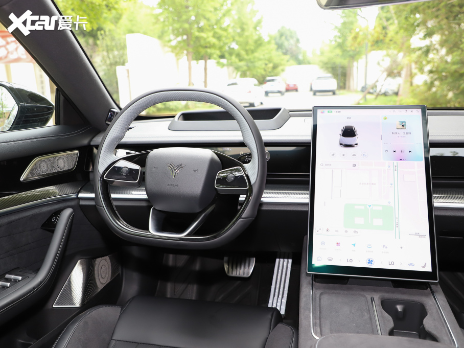 2024߸SCb 640 AWD Max