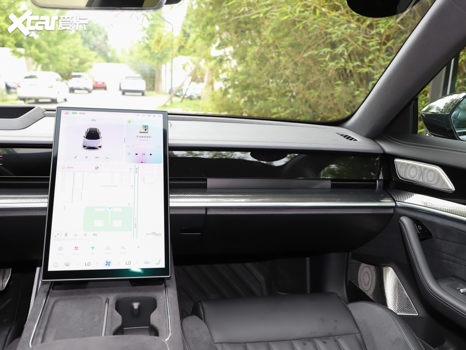 2024߸SCb 640 AWD Max