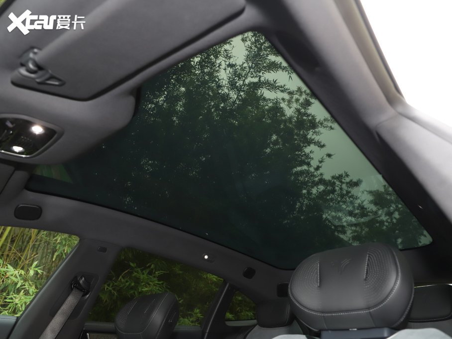 2024߸SCb 640 AWD Max