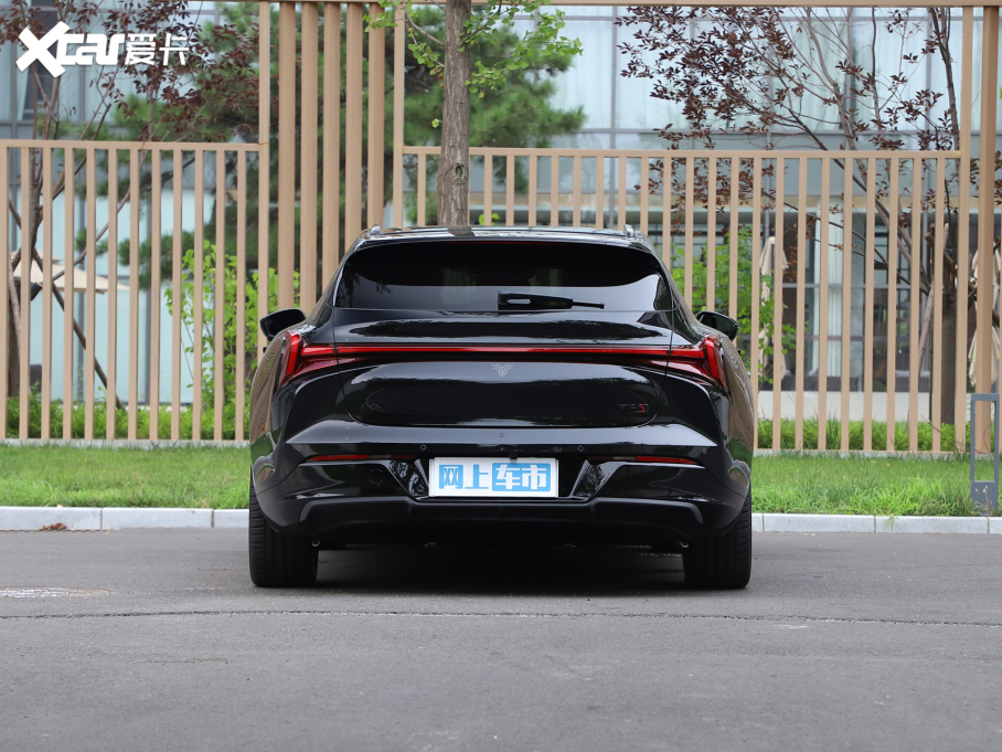 2024߸SCb 640 AWD Max