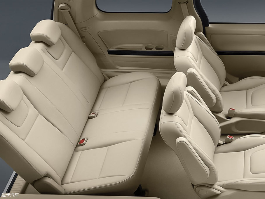 2018����_(d��)V8 2.0L �ք�(d��ng)���A��