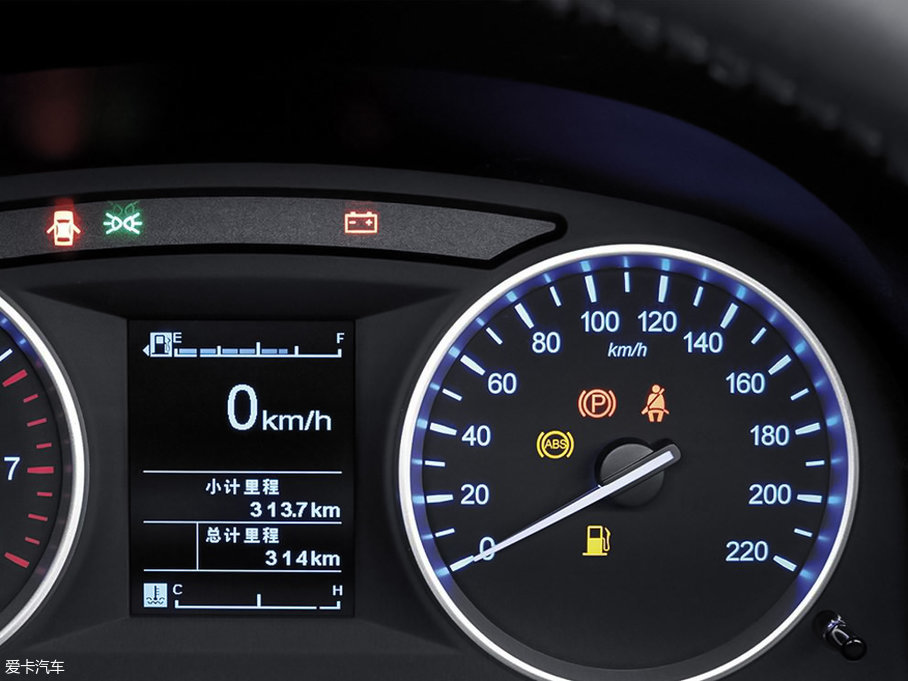 2018����_(d��)V8 2.0L �ք�(d��ng)���A��