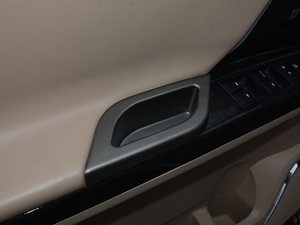 2018��2.0L �ք�(d��ng)������ ���g����