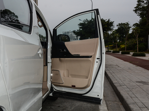 2018��2.0L �ք�(d��ng)������ ���g����