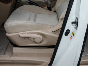 2018��2.0L �քӻ����� ���{������{��