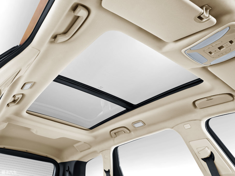 2018����RS70 1.5T �ԄӺ��A��