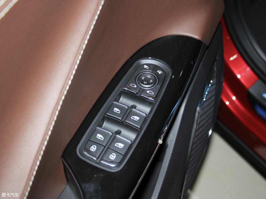 2018����RS70 1.5T �քӺ��A��