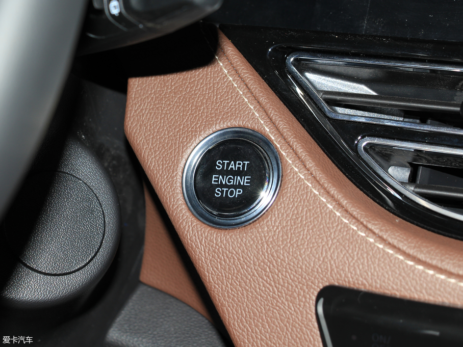 2018����RS70 1.5T �քӺ��A��