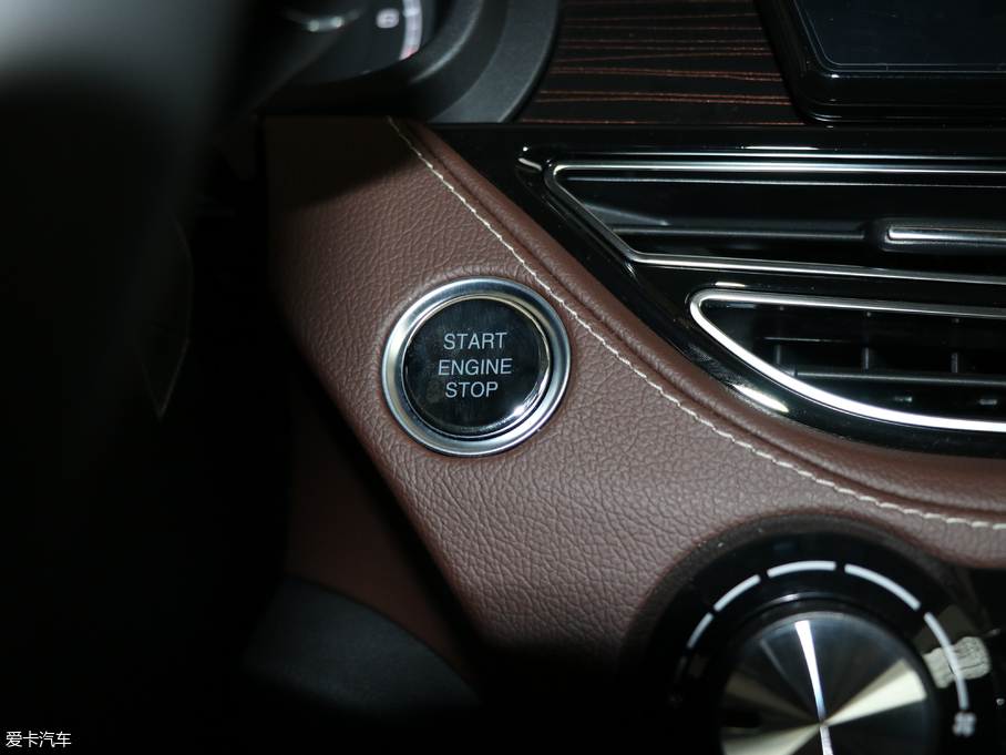 2018����RS70 1.5T �Ԅ����m�\����