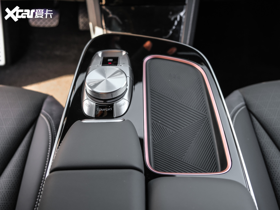 2021��O�� ������S(ARCFOX ��S) ԇ�b܇