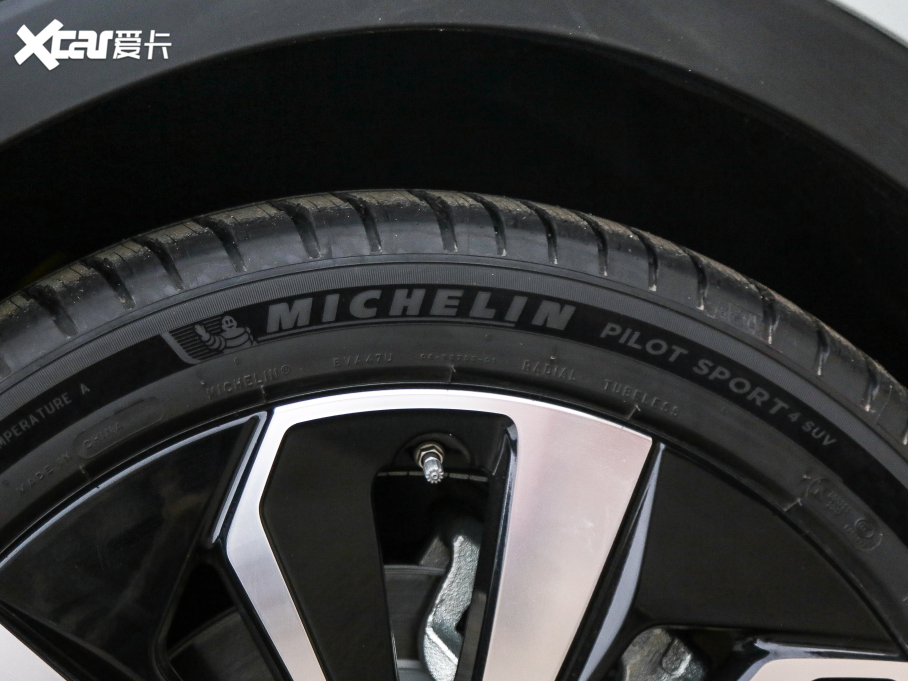 2021O S(ARCFOX S) 603H