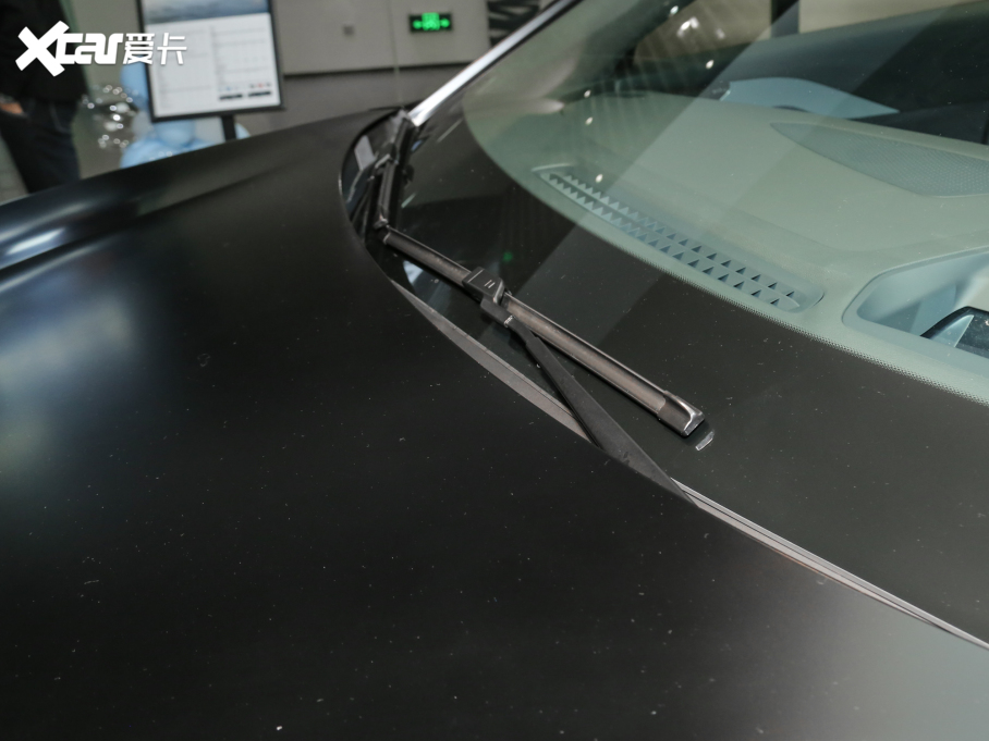 2022O S(ARCFOX S) HI A