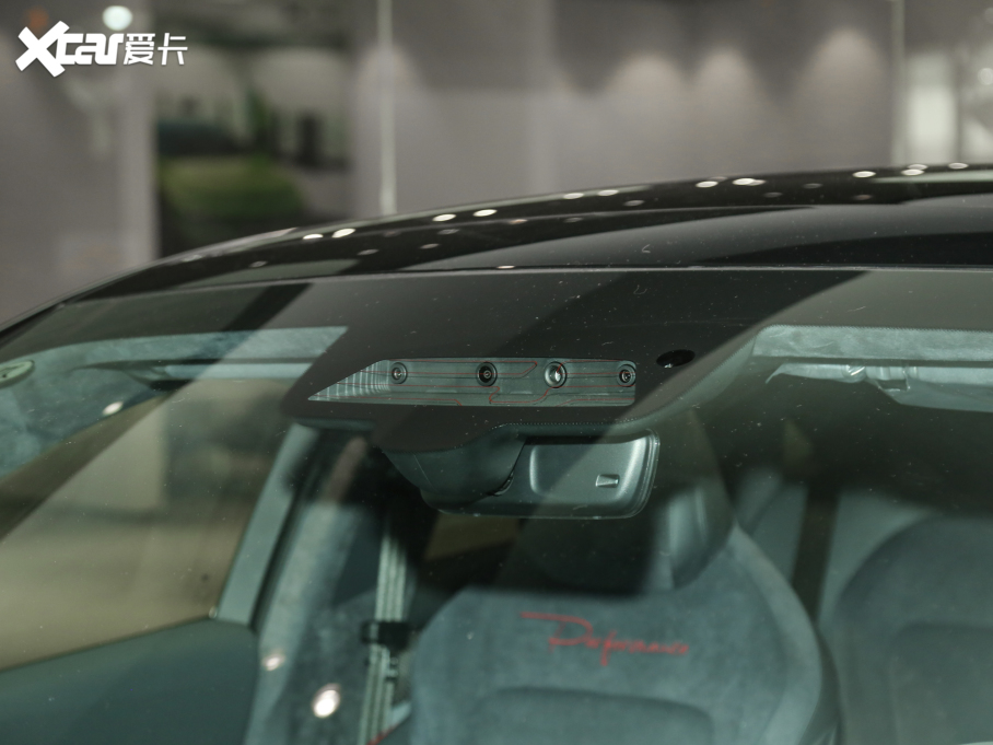 2022O S(ARCFOX S) HI A