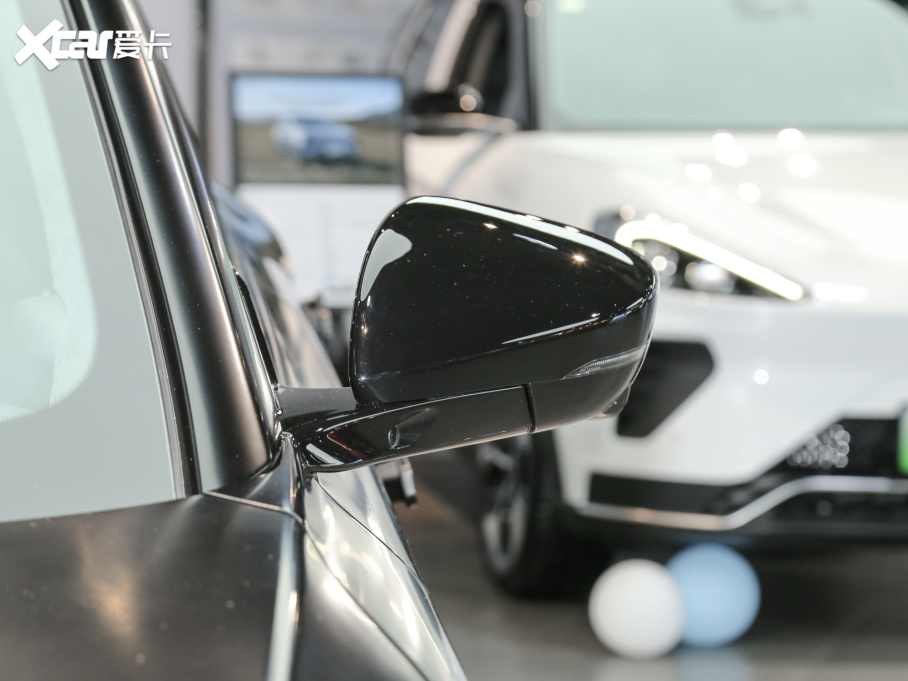 2022O S(ARCFOX S) HI A