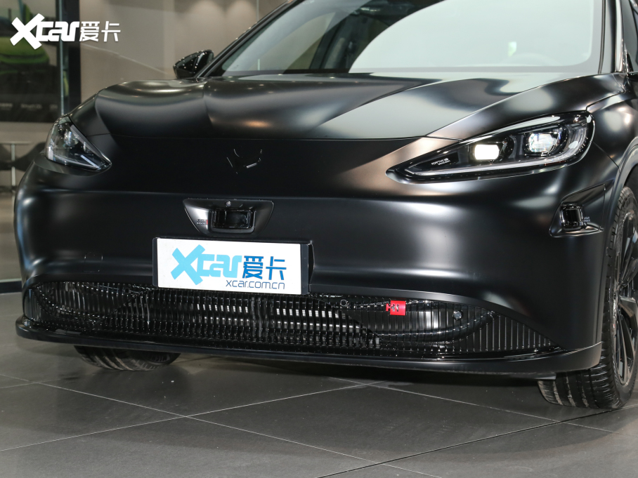 2022O S(ARCFOX S) HI A